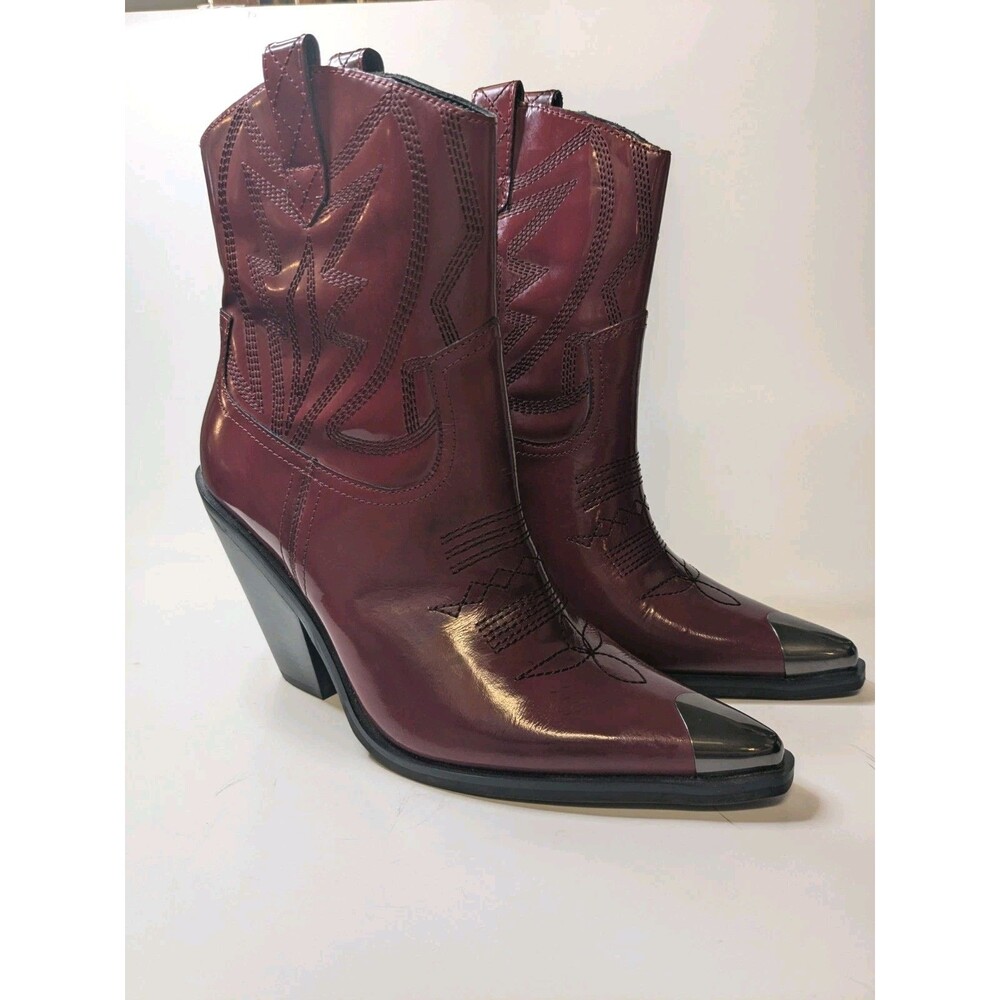 Gianni Bini Burgundy Western Ankle Boots Metal Toe Cap Women's 6M Leather Chaney